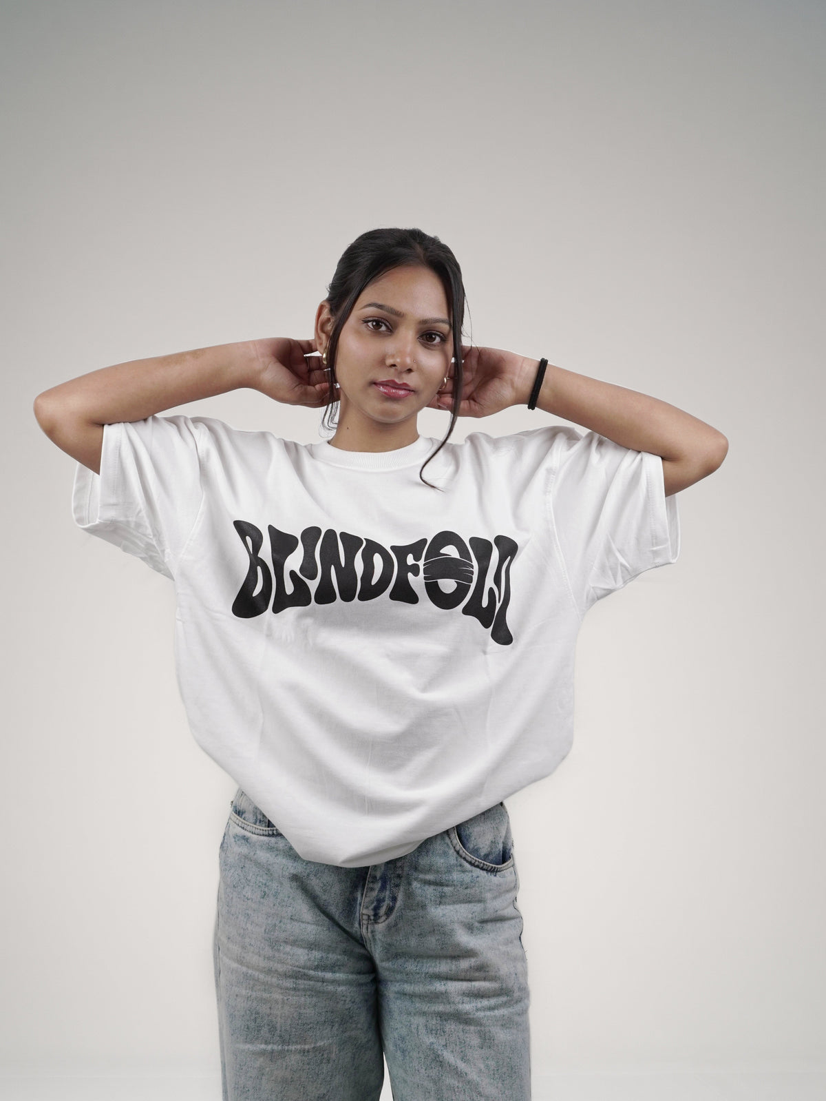 BASIC T-SHIRT